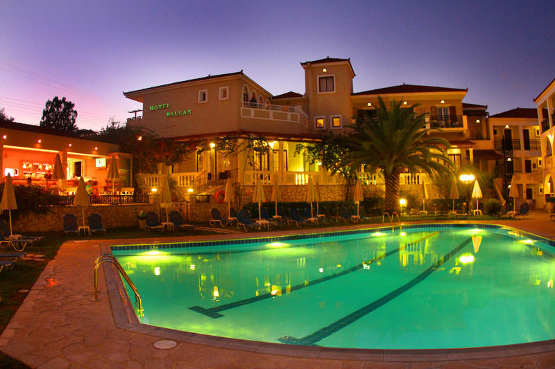Hotel Pallas ラガナス エクステリア 写真
