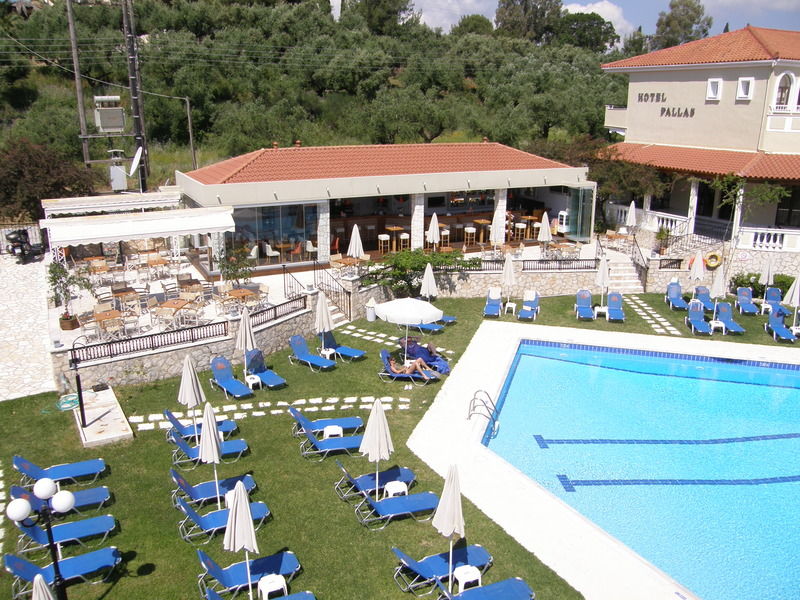 Hotel Pallas ラガナス エクステリア 写真